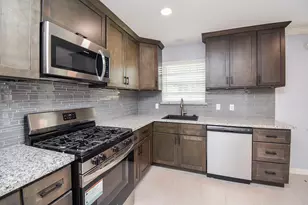 13306 Innshire Ln, Houston, TX 77045 - Photo 12