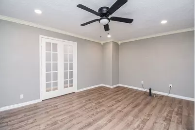 13306 Innshire Lane, Houston, TX 77045 - Photo 6