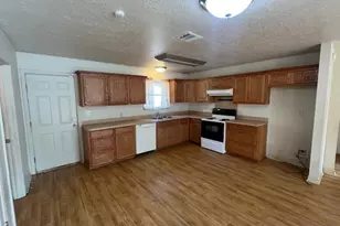 1118 Bluebird Ave, Livingston, TX 77351 - Photo 4