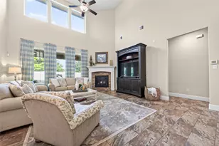 5123 Kendalia Cloud Ln, Fulshear, TX 77441 - Photo 8
