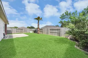 6611 Hawkins Hill Ln, Dickinson, TX 77539 - Photo 40