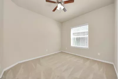 6611 Hawkins Hill Lane, Dickinson, TX 77539 - Photo 32