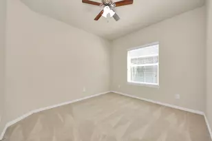 6611 Hawkins Hill Ln, Dickinson, TX 77539 - Photo 32