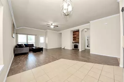 6611 Hawkins Hill Lane, Dickinson, TX 77539 - Photo 14