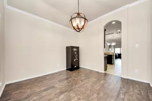 6611 Hawkins Hill Ln, Dickinson, TX 77539 - Photo 6
