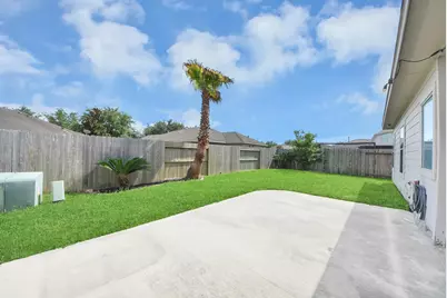 6611 Hawkins Hill Lane, Dickinson, TX 77539 - Photo 38