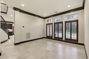 30 N Palmiera Cir, The Woodlands, TX 77382 - Photo 8