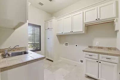 30 N Palmiera Cir, The Woodlands, TX 77382 - Photo 18