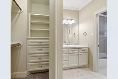 30 N Palmiera Cir, The Woodlands, TX 77382 - Photo 32