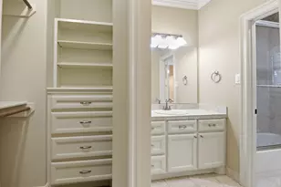 30 N Palmiera Cir, The Woodlands, TX 77382 - Photo 32