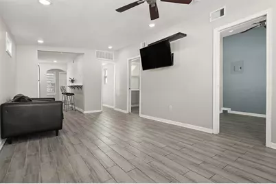 1028 Avenue K #3, Galveston, TX 77550 - Photo 8