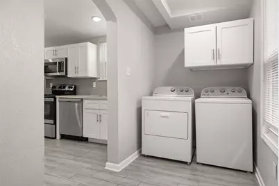 1028 Avenue K #3, Galveston, TX 77550 - Photo 4