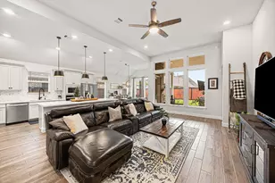 19330 Belmont Stakes Wy, Tomball, TX 77377 - Photo 10