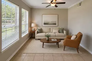 2412 N Mission Cir, Friendswood, TX 77546 - Photo 4