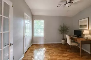 2412 N Mission Cir, Friendswood, TX 77546 - Photo 16