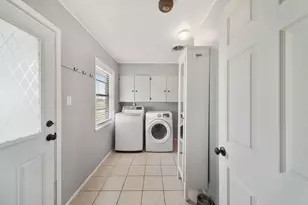 2303 Perryman Ave, Palacios, TX 77465 - Photo 12