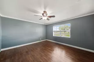 2303 Perryman Ave, Palacios, TX 77465 - Photo 18