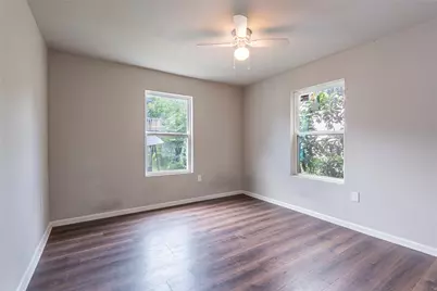 2801 Virginia Street #B, Baytown, TX 77520 - Photo 14