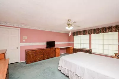 5422 Foresthaven Drive, Houston, TX 77066 - Photo 22