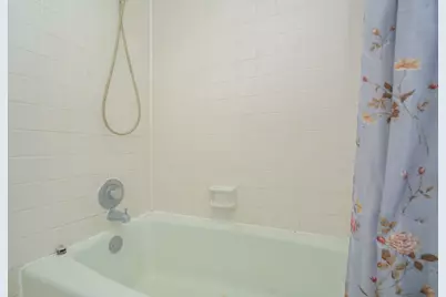 5422 Foresthaven Drive, Houston, TX 77066 - Photo 26