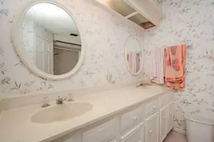 5422 Foresthaven Dr, Houston, TX 77066 - Photo 16