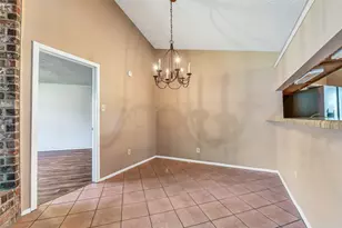 1116 W Castlewood Ave, Friendswood, TX 77546 - Photo 12