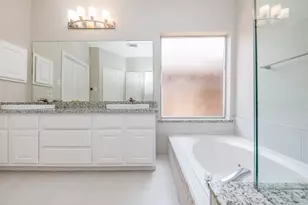 7827 Highland Farms Rd, Houston, TX 77095 - Photo 18