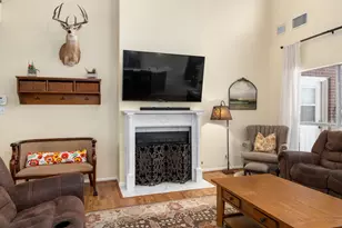 2807 Shadow Lawn St, Brenham, TX 77833 - Photo 8