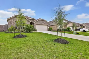 22527 Pagoda Dogwood Branch, New Caney, TX 77357 - Photo 2