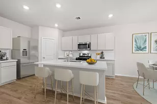 208 Rose Laurel Dr, Alvin, TX 77511 - Photo 2