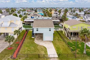 22105 Deaf P Smith Dr, Galveston, TX 77554 - Photo 44