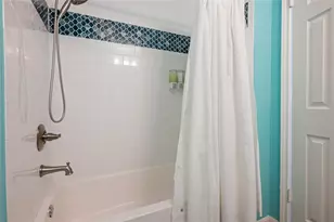 22105 Deaf P Smith Dr, Galveston, TX 77554 - Photo 20