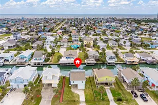 22105 Deaf P Smith Dr, Galveston, TX 77554 - Photo 46
