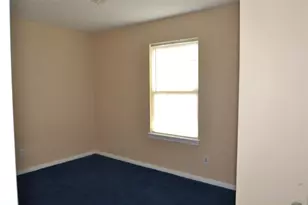 304 Dell Ct, Houston, TX 77009 - Photo 26