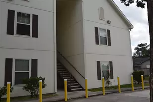 304 Dell Ct, Houston, TX 77009 - Photo 32