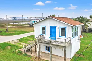 415 Treaty Dr, Surfside Beach, TX 77541 - Photo 8