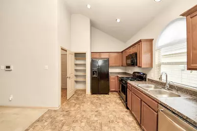 5507 Rustling Gates Lane, Katy, TX 77449 - Photo 16