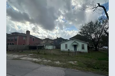 2543 Bevis Street, Houston, TX 77008 - Photo 8