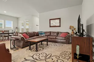 11910 Rice View Dr, Mont Belvieu, TX 77523 - Photo 8