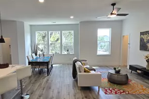 4922 Hoover St, Houston, TX 77092 - Photo 4