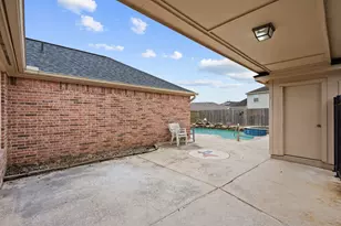 112 Sandstone Bend Ln, Dickinson, TX 77539 - Photo 36