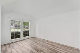 112 Sandstone Bend Ln, Dickinson, TX 77539 - Photo 6