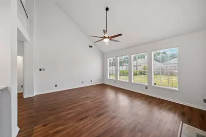 1123 Summer Brook, Sugar Land, TX 77479 - Photo 4