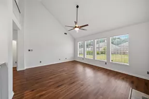 1123 Summer Brook, Sugar Land, TX 77479 - Photo 4