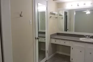 603 Hillcrest Dr, Huntsville, TX 77340 - Photo 18