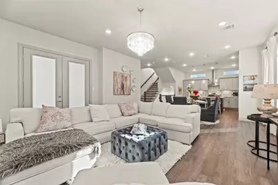 10909 Upland Retreat Drive, Houston, TX 77043 - Photo 6