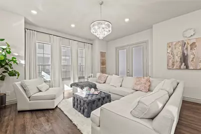 10909 Upland Retreat Drive, Houston, TX 77043 - Photo 8