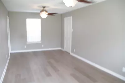 5400 E Sheldon Street #B, Houston, TX 77008 - Photo 4