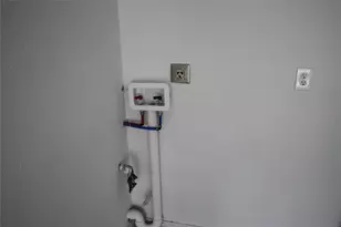 5400 E Sheldon St, Houston, TX 77008 - Photo 10