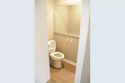 5400 E Sheldon Street #B, Houston, TX 77008 - Photo 6